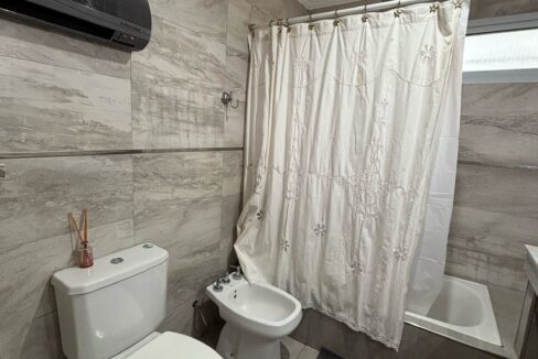 c059de8d-238c-438d-9384-d916c74e8b51