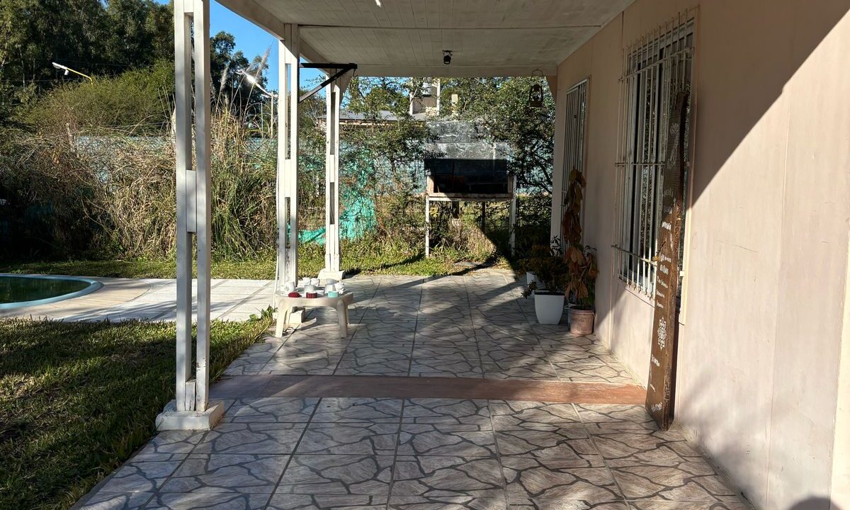 cd15f6e6-7cb8-418d-b81e-f91970bd9698